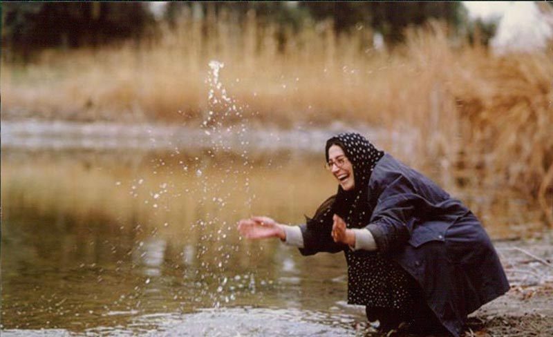فیلم دختر شیرینی فروش ۱۳۸۰
